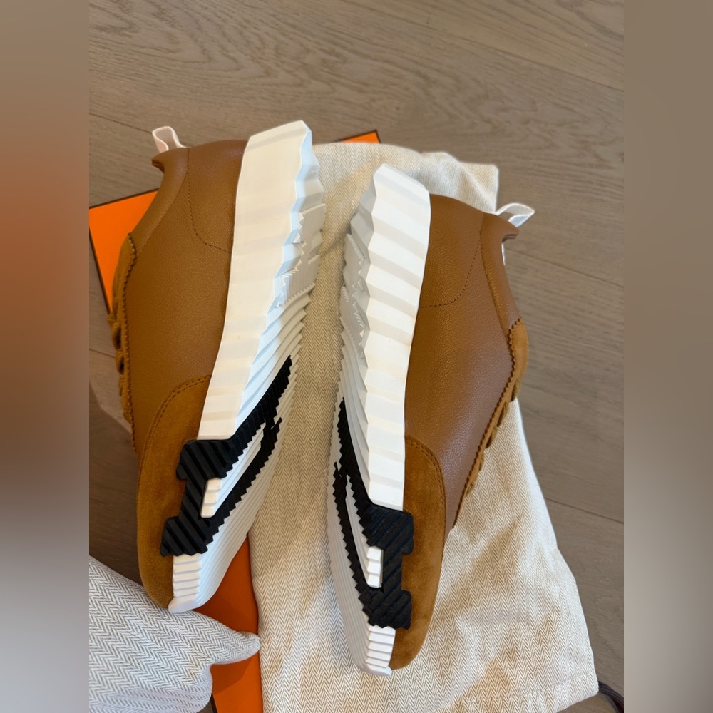 NWT Hermes Bouncing Sneakers - new with box size 39 - Picture 3 of 3